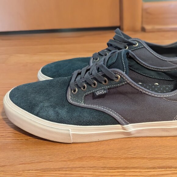Vans Chima Ferguson Pro Trainers Blue Suede - Picture 3 of 7